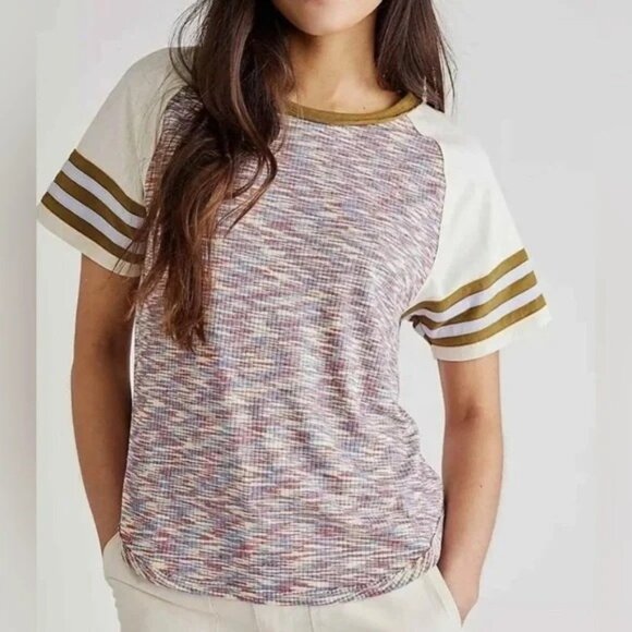 WE THE FREE Tailgate Tee Sz S Multicolor Print Raglan Striped Sleeves Retro 70s - Picture 7 of 10